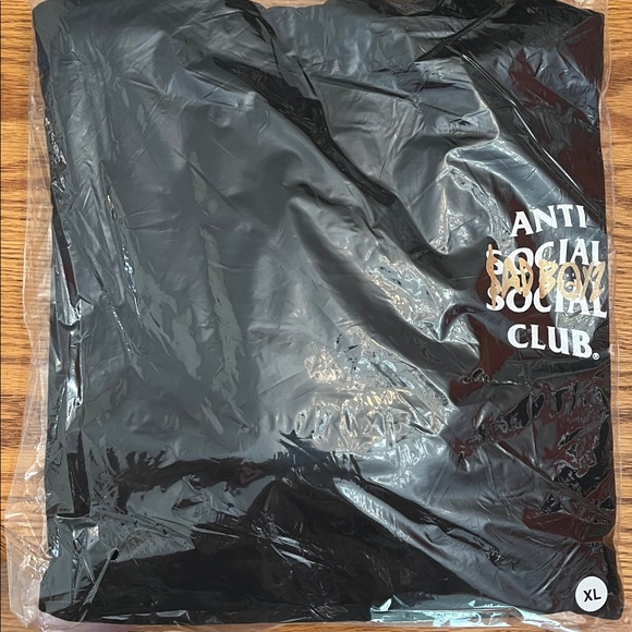 NWT Anti Social Social Club x Sadboyz  Black and Gold Hoodie - Picture 3 of 3